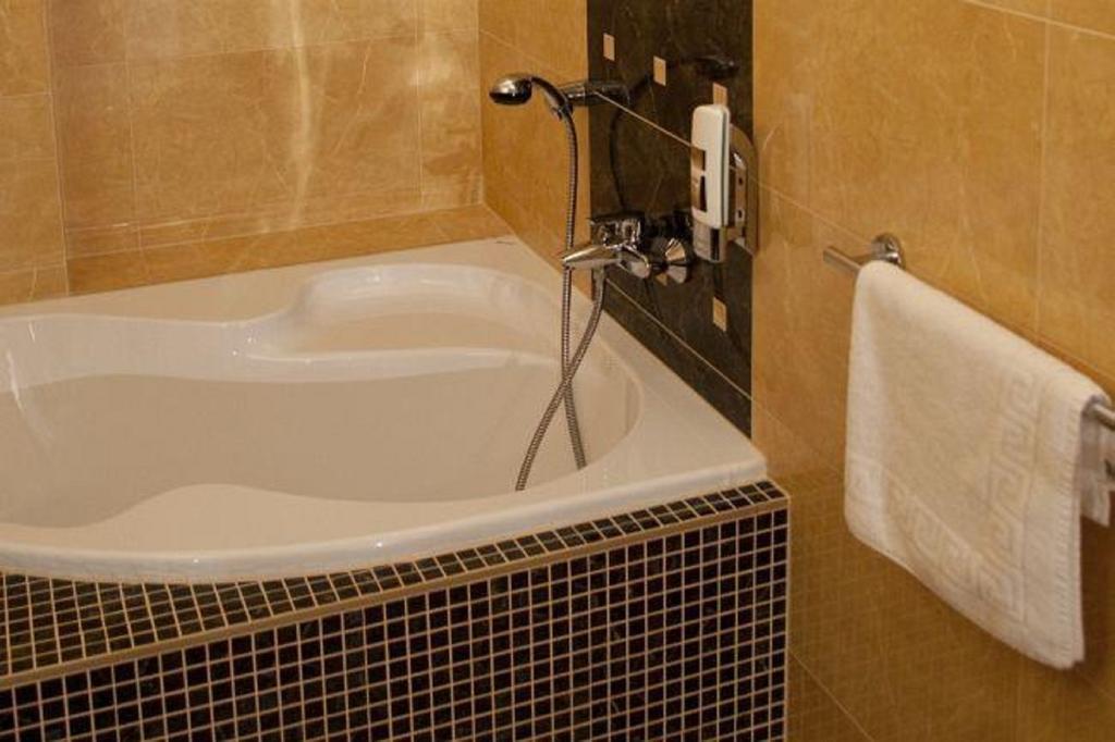 Hotel River Nyitra Szoba fotó