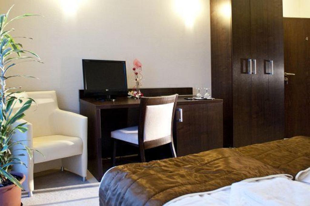 Hotel River Nyitra Szoba fotó